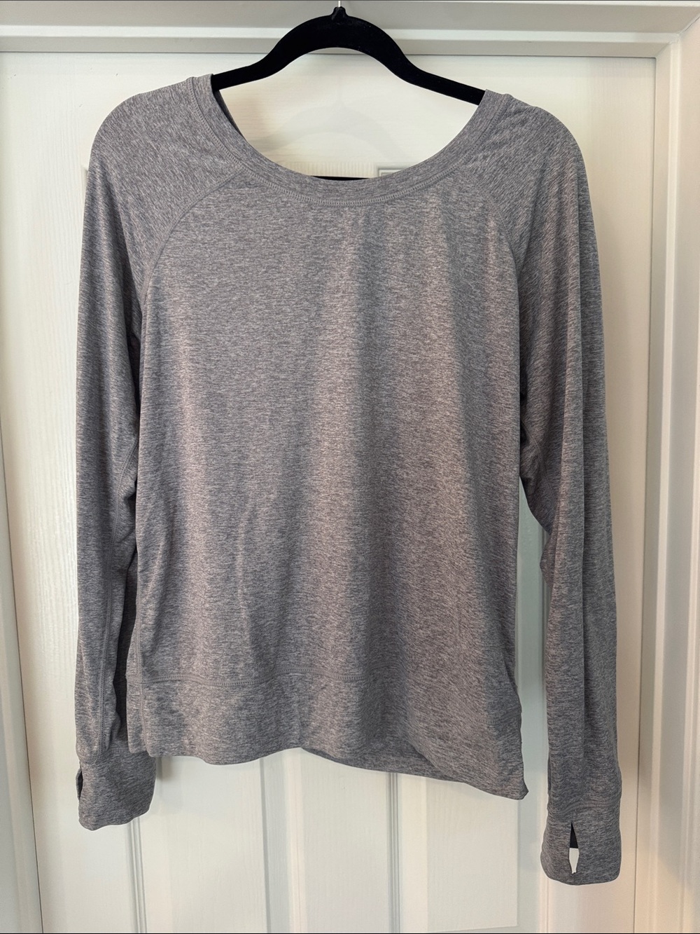 Yogalicious Heather Gray Long-Sleeve Crewneck Top